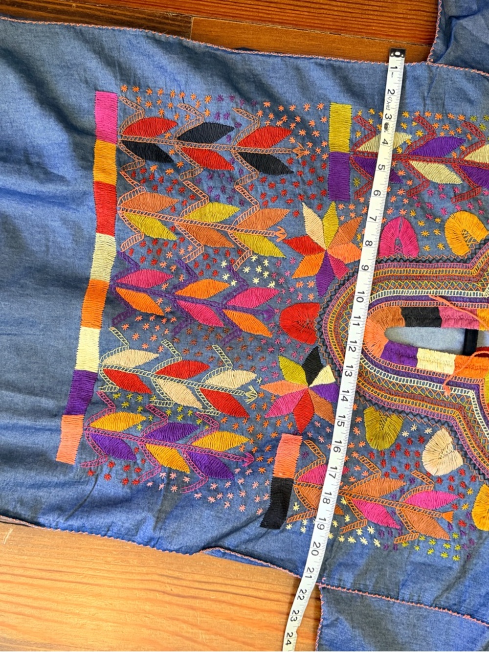 NWOT Handmade One of a Kind Embroidered Textile Mexican Blouse from Oaxaca - Picture 9 of 11